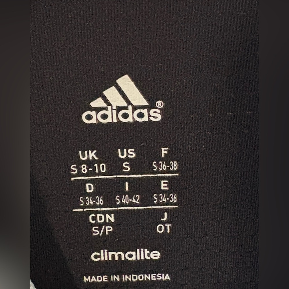 Adidas • Full Zip Jacket - Picture 9 of 10